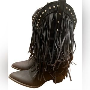 Black Studded Fringed Women’s Cowboy Boots. Size 8. Preowned.